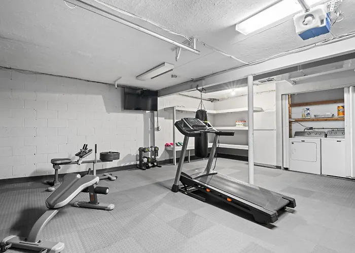 Luxury 3br With Pool, Gym & Full Backyard * Columbus