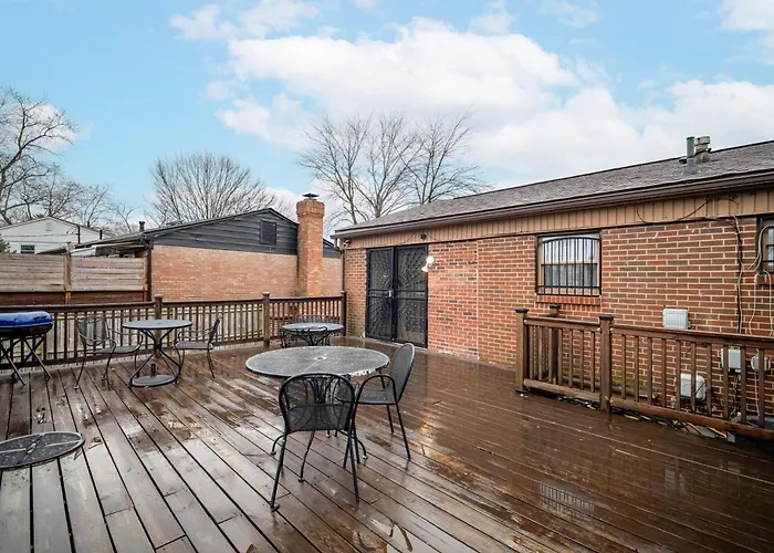 Holiday home Luxury 3br With Pool, Gym & Full Backyard Columbus